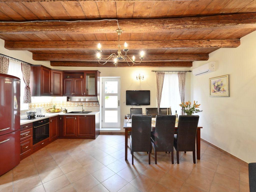 Villa Omiš Eksteriør billede
